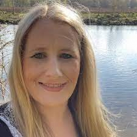 Dr Claire Taylor MD, BSc. Neuroscience (Hons)